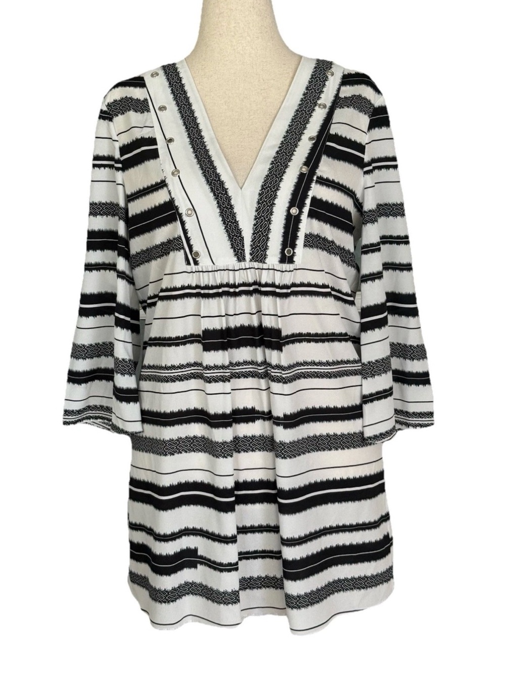 Black & White Striped V-Neck Women's Dress/CoverUp